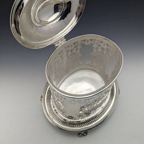 Late Victorian British Antique Silver Plated Biscuit Barrel with Glass Inner